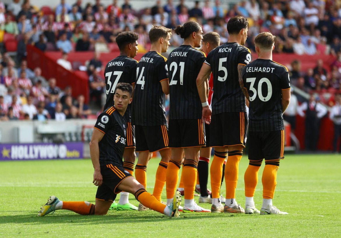 Predicted Leeds XI, team news vs Palace