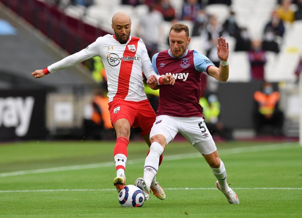 Pundit says Vladimir Coufal will sign new West Ham deal